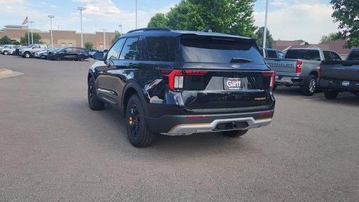 Agate Black Metallic 2026 Ford Explorer Tremor