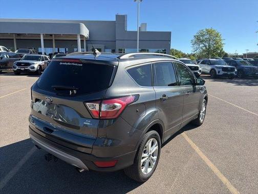 Magnetic 2018 Ford Escape SE