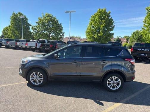 Magnetic 2018 Ford Escape SE