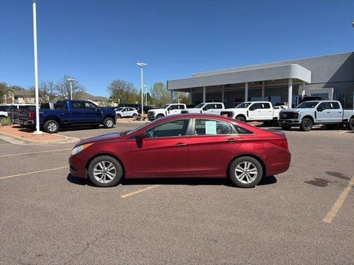 2013 Hyundai SONATA GLS
