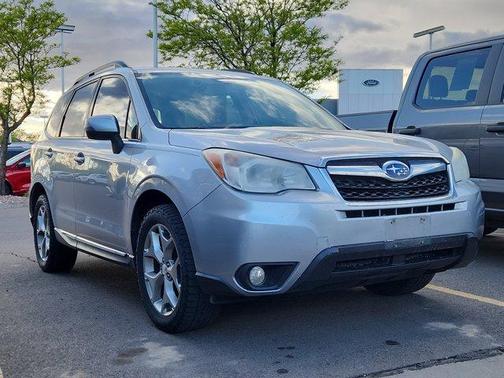 Ice Silver Metallic 2015 Subaru Forester 2.5i Touring