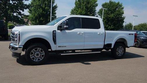 Oxford White 2025 Ford F-250 Lariat