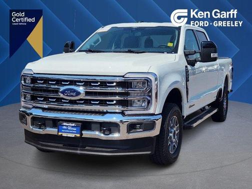 Oxford White 2025 Ford F-250 Lariat