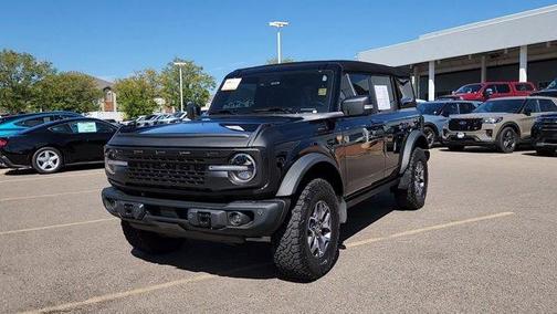 Shadow Black 2023 Ford Bronco Badlands