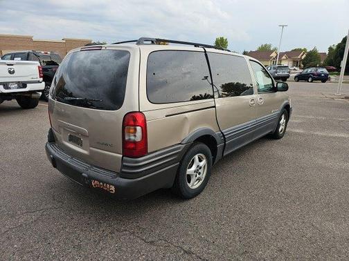 Light Taupe Metallic 2001 Pontiac Montana