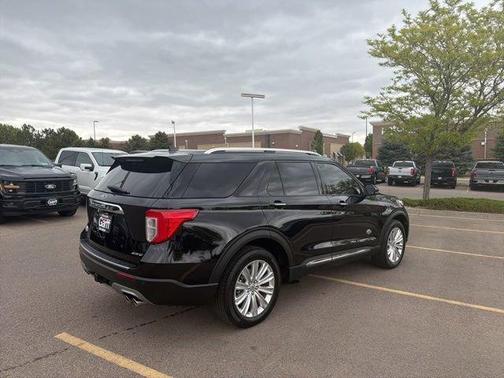 Agate Black Metallic 2022 Ford Explorer King Ranch