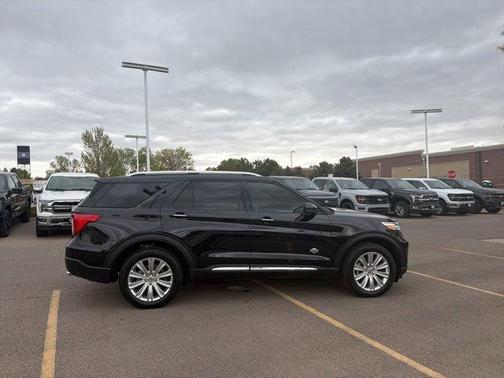 Agate Black Metallic 2022 Ford Explorer King Ranch