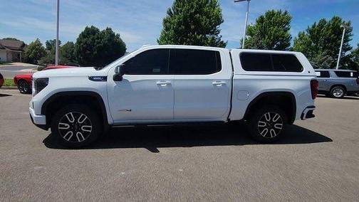 Summit White 2023 GMC Sierra 1500 AT4