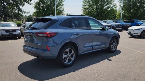 2023 Ford Escape ST-LINE SELECT