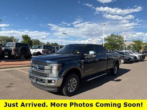Blue 2018 Ford F-350 Lariat Super Duty