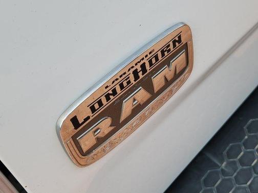 Bright White Clearcoat 2018 RAM 2500 Longhorn