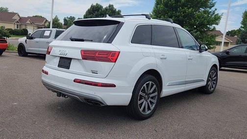 Glacier White Metallic 2018 Audi Q7 3.0T Prestige