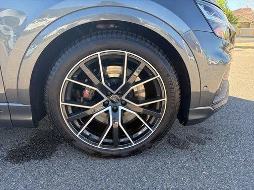 Daytona Gray Pearl Effect 2020 Audi SQ8 4.0T quattro Premium Plus