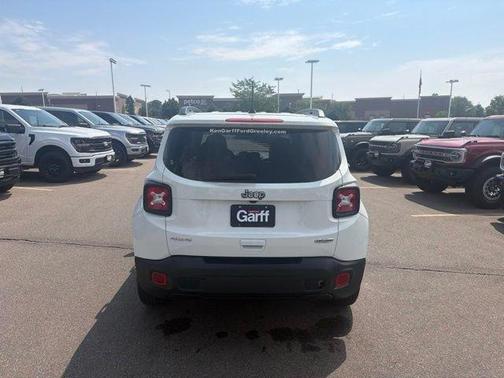 Alpine White Clearcoat 2021 Jeep Renegade Latitude