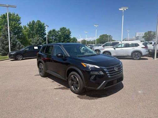 Super Black 2025 Nissan Rogue SV