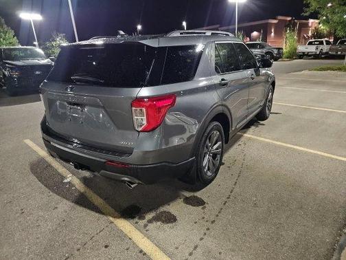 Gray Metallic 2024 Ford Explorer XLT