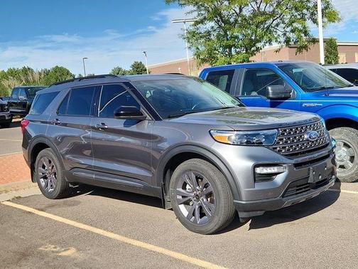 Carbonized Gray Metallic 2024 Ford Explorer XLT