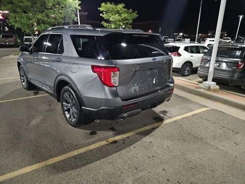 Gray Metallic 2024 Ford Explorer XLT