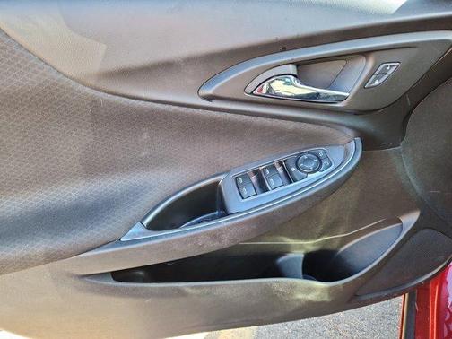 2017 Chevrolet Malibu 1LT