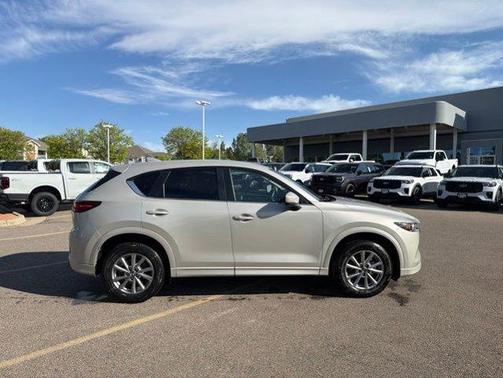 Platinum 2025 Mazda CX-5 2.5 S Select Package