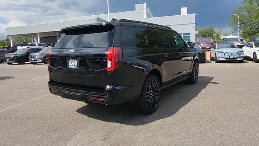 Agate Black Metallic 2027 Ford Expedition Max Platinum