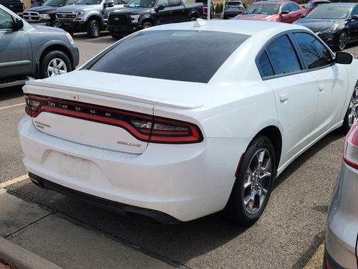 2016 Dodge Charger SXT