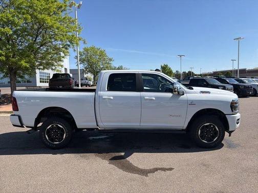 Bright White Clearcoat 2025 RAM 2500 Laramie