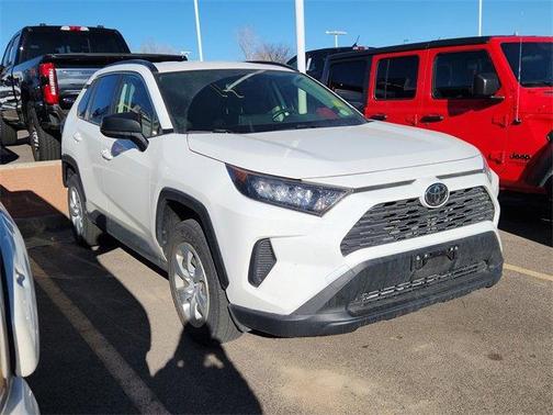 2019 Toyota RAV4 LE