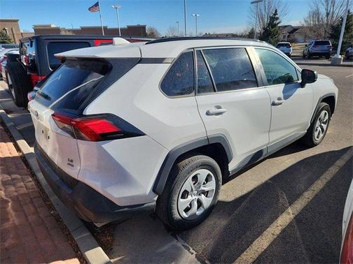 2019 Toyota RAV4 LE