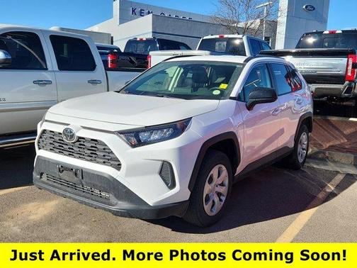 2019 Toyota RAV4 LE