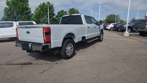 Avalanche 2025 Ford F-350 Lariat Super Duty