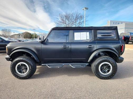 2022 Ford Bronco Badlands