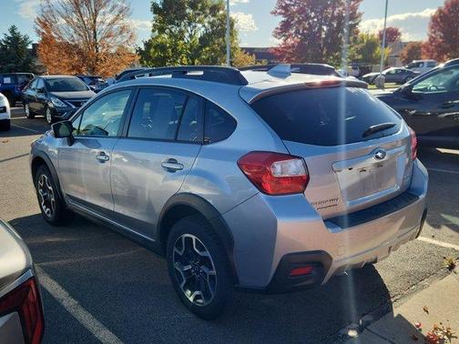 Ice Silver Metallic 2017 Subaru Crosstrek 2.0i Premium