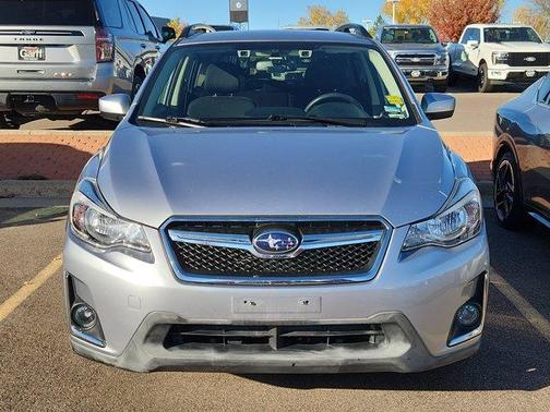 Ice Silver Metallic 2017 Subaru Crosstrek 2.0i Premium