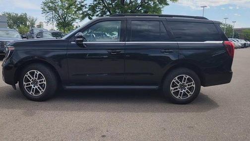 Black Metallic 2025 Ford Expedition Active