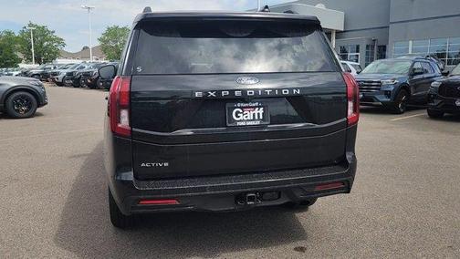 Black Metallic 2025 Ford Expedition Active