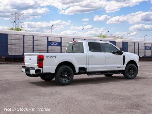 Star White 2027 Ford F-350 Lariat Super Duty