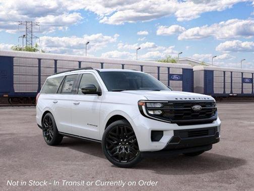 Star White 2027 Ford Expedition Platinum