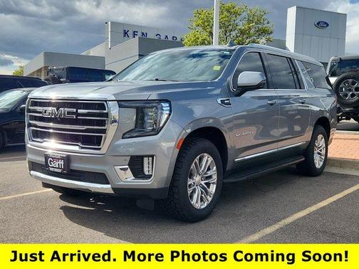 Sterling 2023 GMC Yukon XL SLT