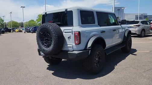 Avalanche Gray 2026 Ford Bronco Outer Banks