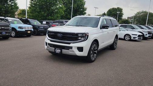Star White 2026 Ford Expedition Max Platinum