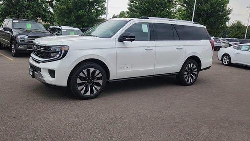 Star White 2026 Ford Expedition Max Platinum