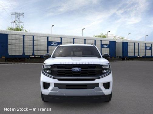 Star White 2026 Ford Expedition Max Platinum