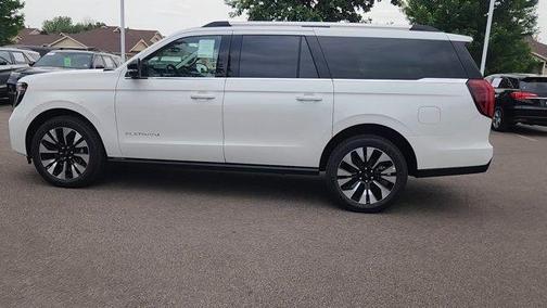 Star White 2026 Ford Expedition Max Platinum