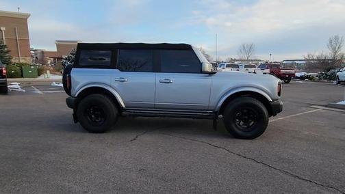 2021 Ford Bronco OUTER BANKS