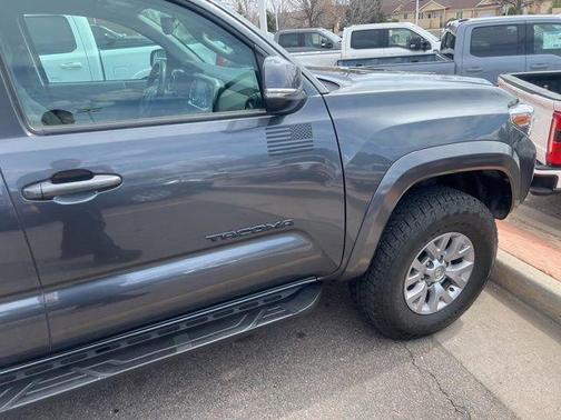 2022 Toyota Tacoma SR