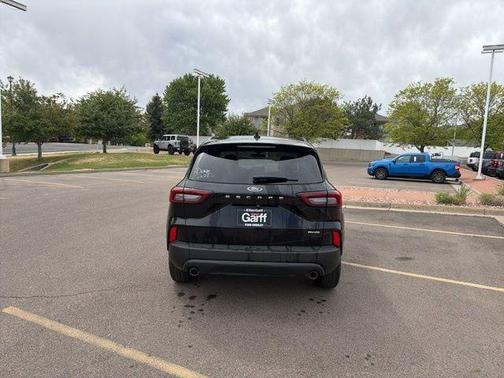 Black Metallic 2025 Ford Escape ST-Line