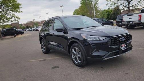 Agate Black Metallic 2025 Ford Escape ST-Line