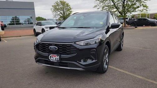 Agate Black Metallic 2025 Ford Escape ST-Line