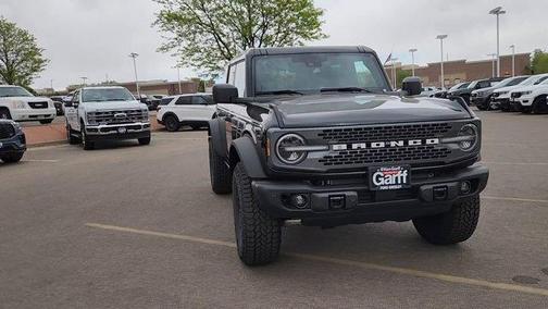 Shadow Black 2026 Ford Bronco Badlands